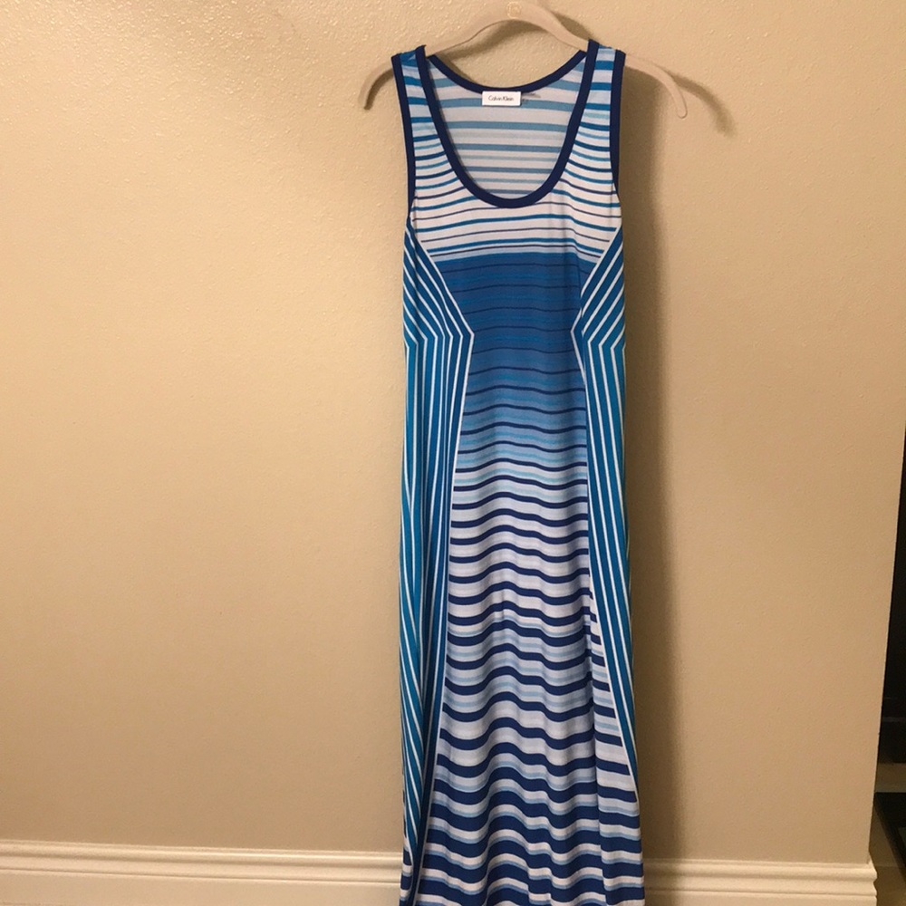 Blue fitted maxi dress